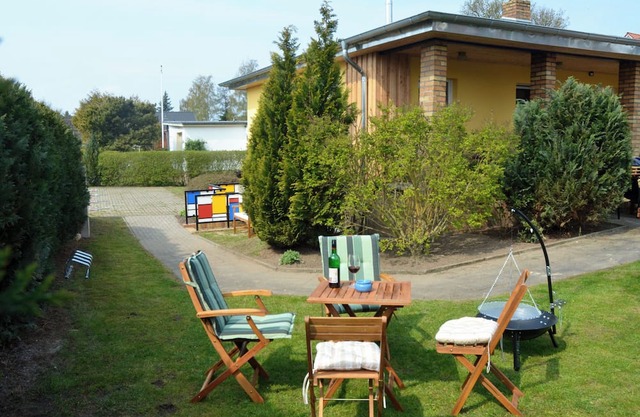 Island group house Poel