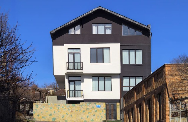 Spacious 3-bedroom apartment with AC, WiFi in charming Tbilisi
