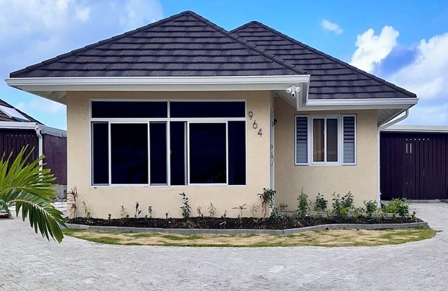 3-bedroom villa in awesome Richmond Estate with AC, WiFi