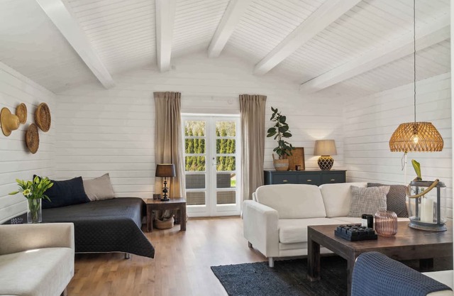 Cozy wooden cottage with a great terrace