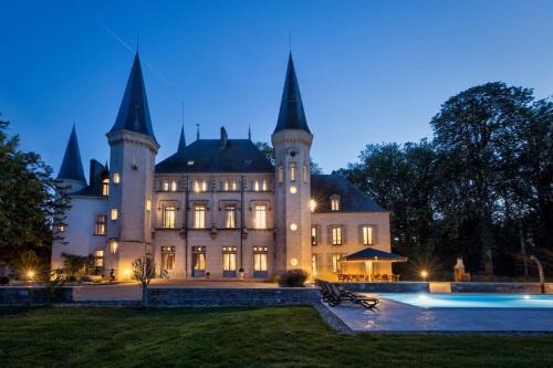 Villa Elise open for 15 guests beautiful