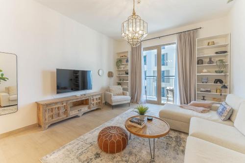 Seaside Retreat: 1 Bedroom Gem in Port de la Mer