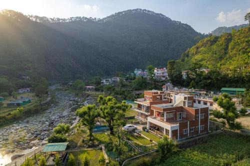 The Rizz Luxury Resort - Bhimtal